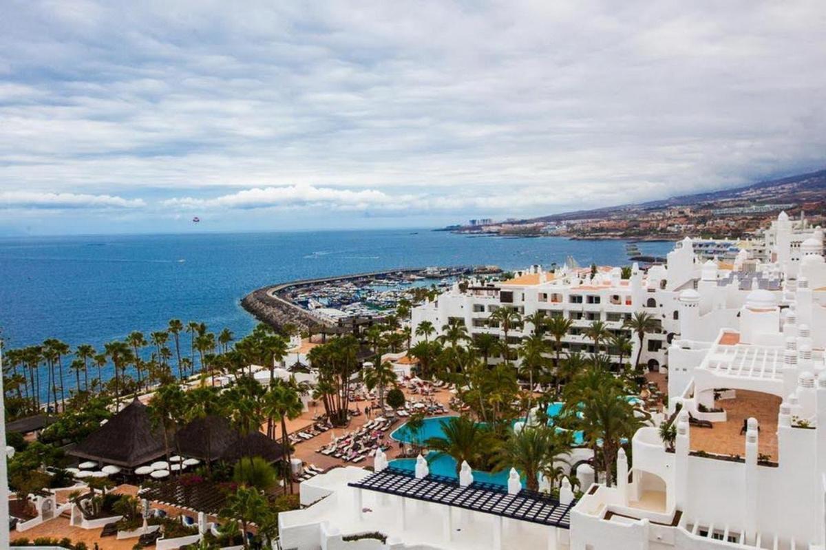 Cozy Apartment In The Center Of Costa Adeje On The 1St Coastline Εξωτερικό φωτογραφία